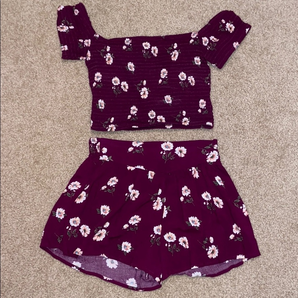 Forever 21 floral two piece set